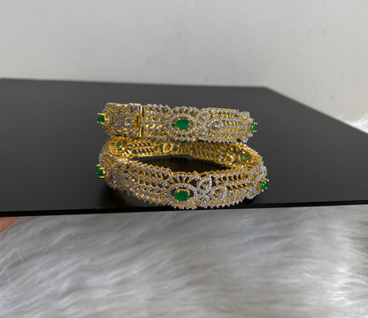 Two tone cz-emerald stone openable bangles(2.6) dj-55189