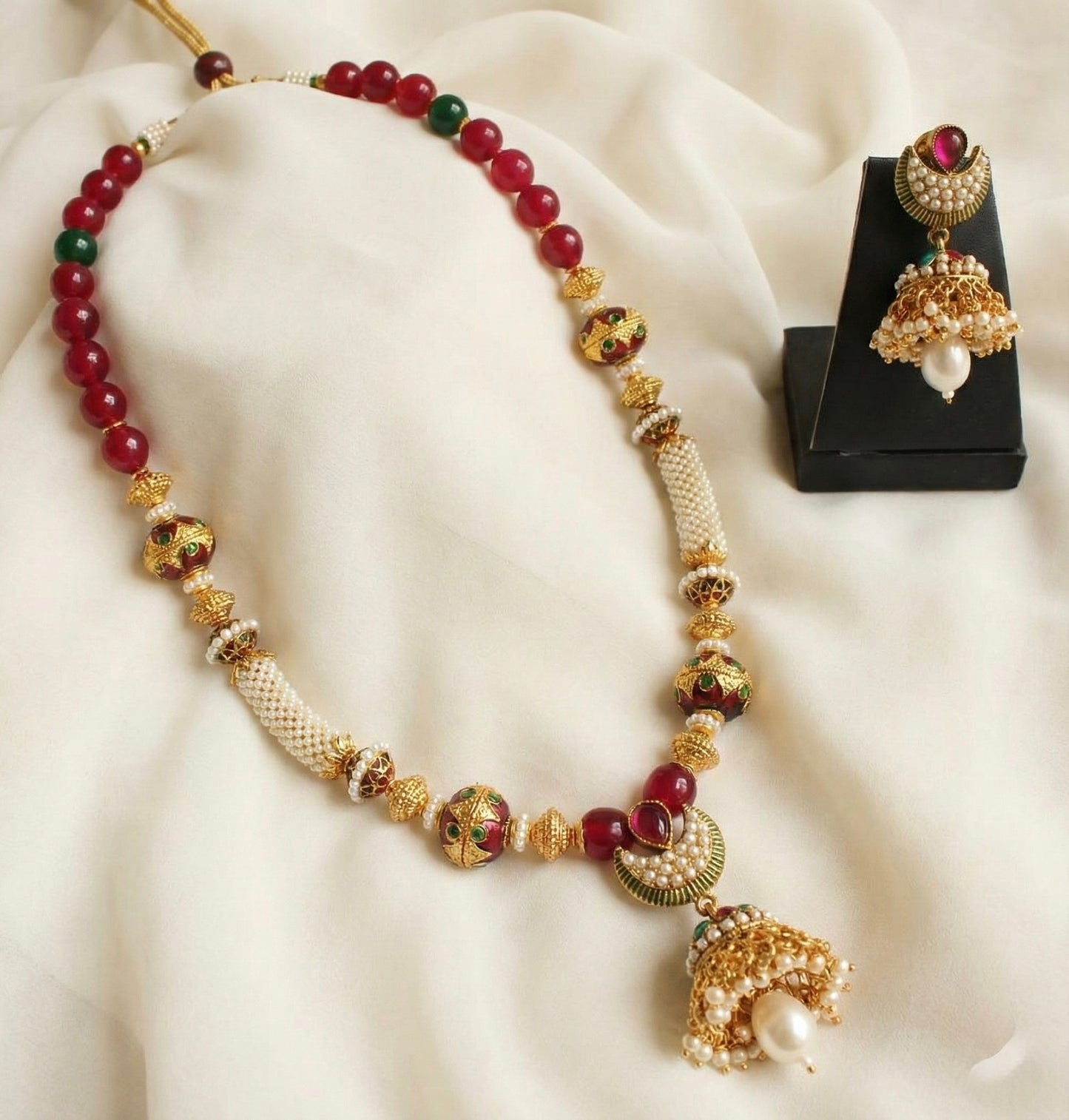 Antique gold tone red-green jhumkka pendant beaded necklace set - DJ17823