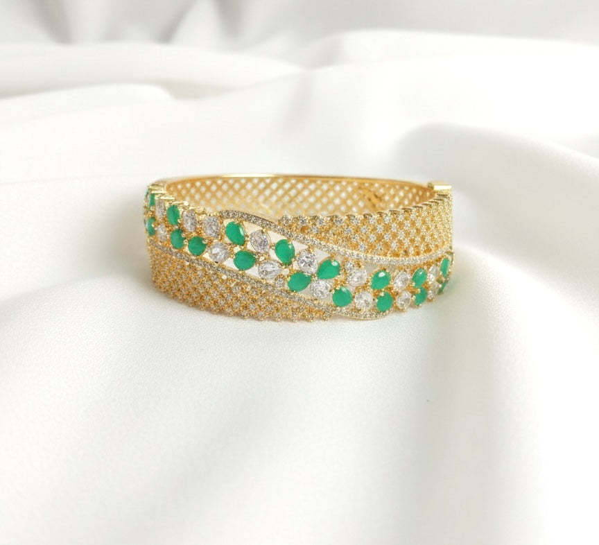 Gold Tone Cz White-emerald Lock type Bracelet DJ26273