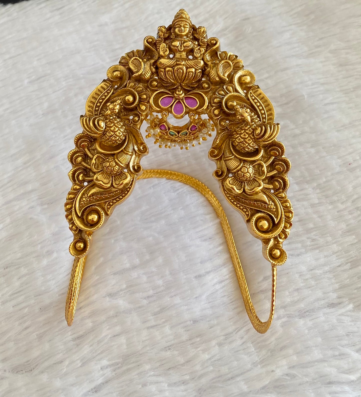 Antique gold tone kemp-green-pearl lakshmi peacock elephant vanki/bajuband dj-53004