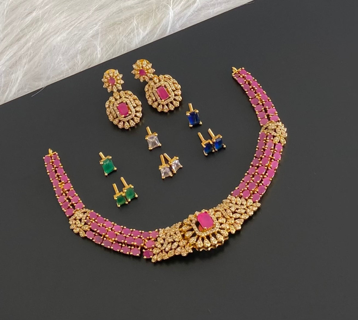 Antique gold tone cz ruby white colour changeable necklace set dj-54753