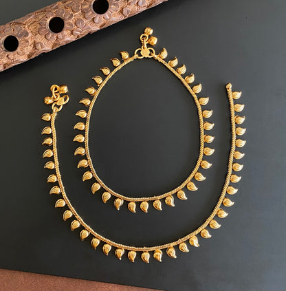 Antique gold tone mango design anklets set dj-53191