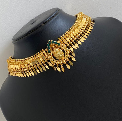 Gold tone kerala style elakka green stone lakshmi choker necklace dj-54545