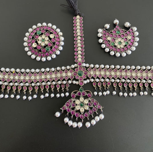 Black finish precious kemp-green-white pearl mango flower tikka dj-53401