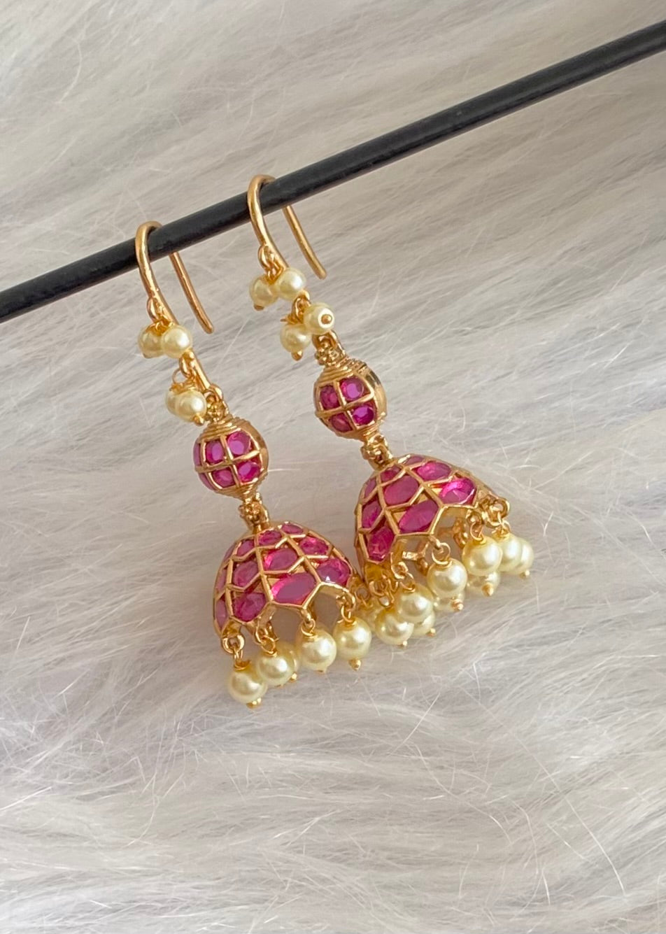 Antique gold tone kemp stone pearl hook jhumkka dj-54636