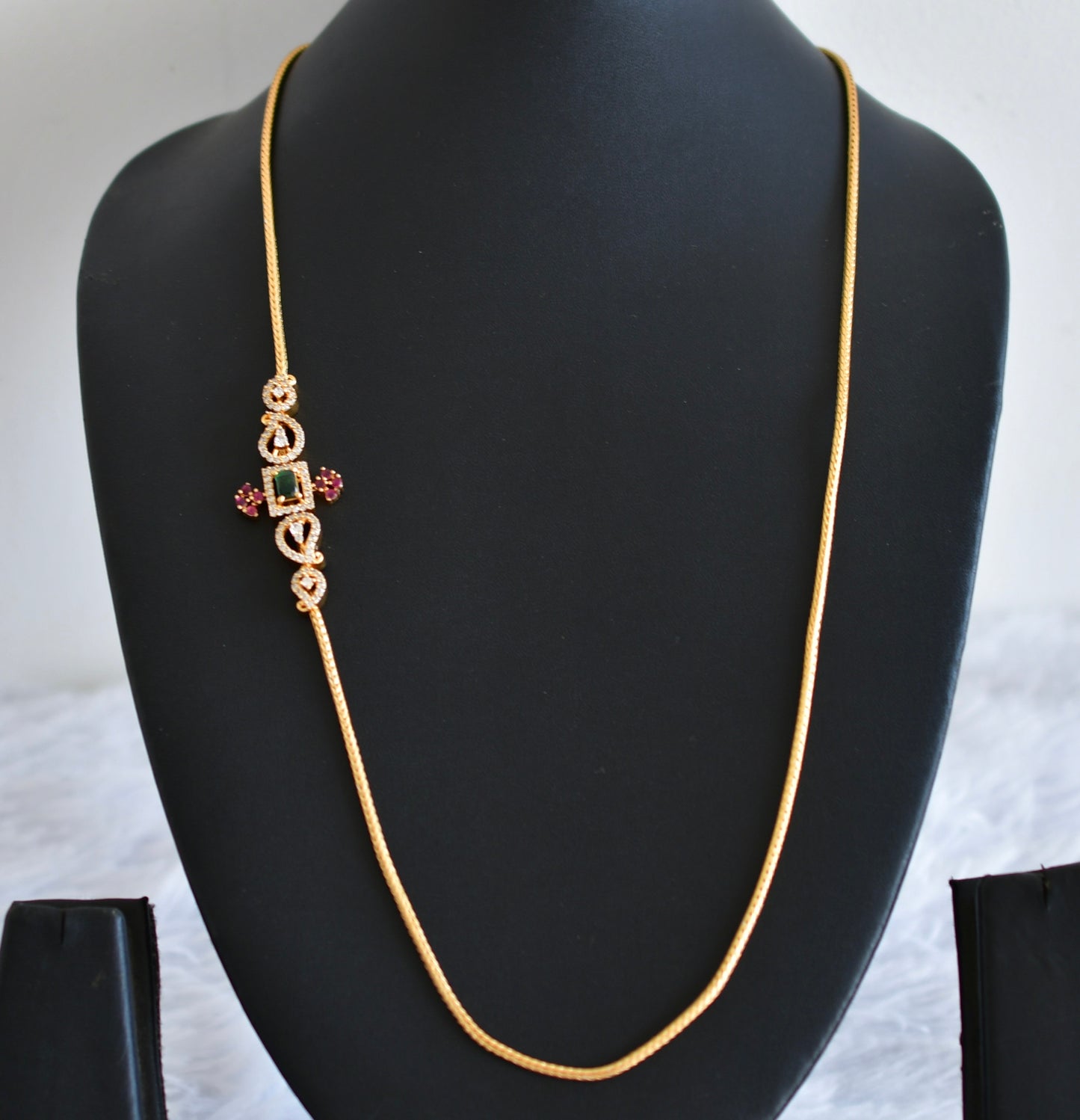 Matte finish cz kemp-green 24 inches mango mugappu chain dj-52415