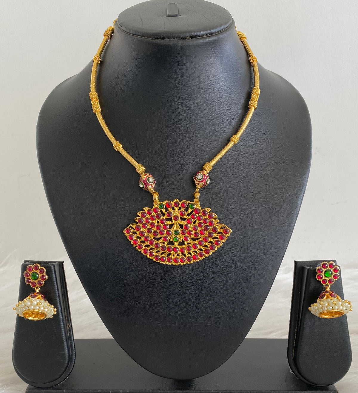 Gold tone kemp-green meenakari peacock hasli handmade necklace set dj-55021