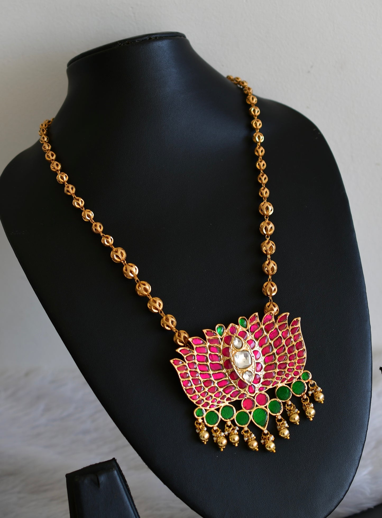 Gold tone pink-green kundan jadau lotus pendant necklace dj-52602