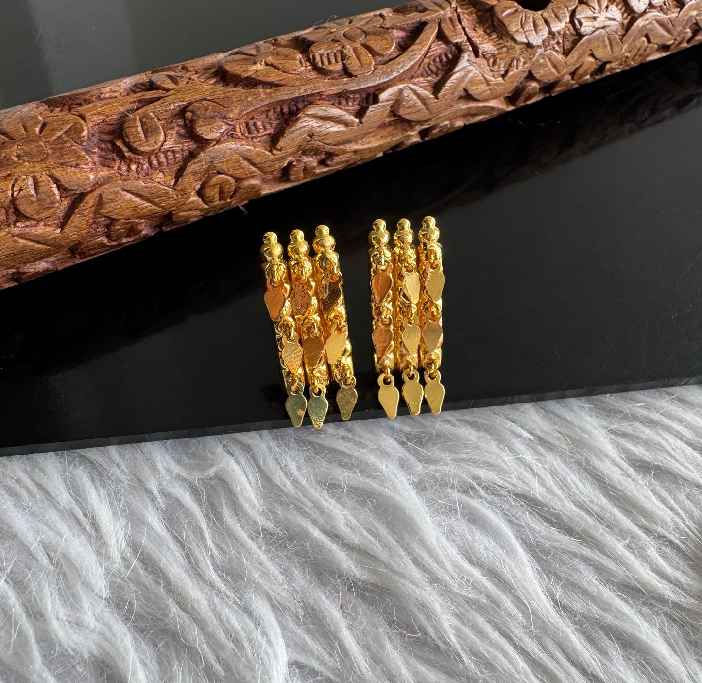 Gold tone kerala style elakka thali earrings dj-51101