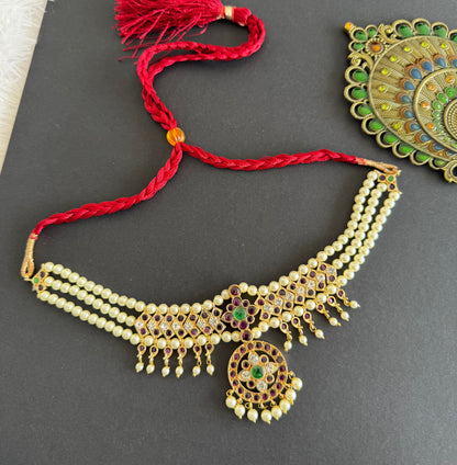 Gold tone precious kemp-green-white pearl attigai/necklace dj-52004