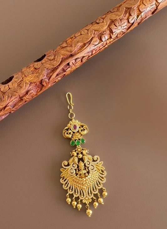 Antique gold tone lakshmi peacock tikka dj-52056
