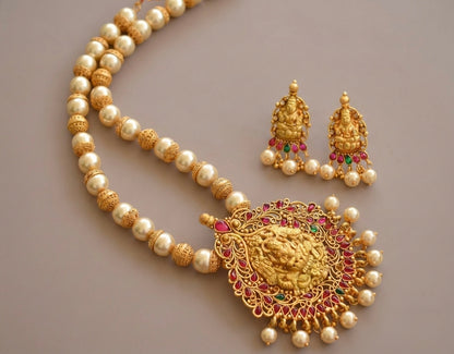 Matte Finish kemp-green pearl lakshmi necklace set dj-07115