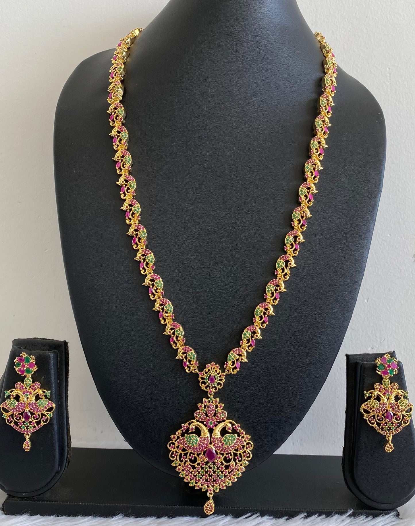 Gold tone Cz ruby-emerald peacock set dj-53605