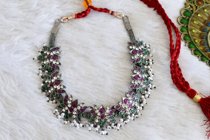 Black finish precious kemp-green pearl lotus necklace dj-52512