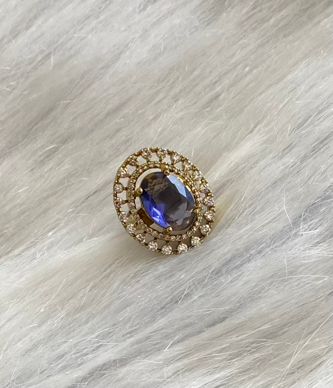 Antique gold tone cz white-purple stone finger ring dj-55035