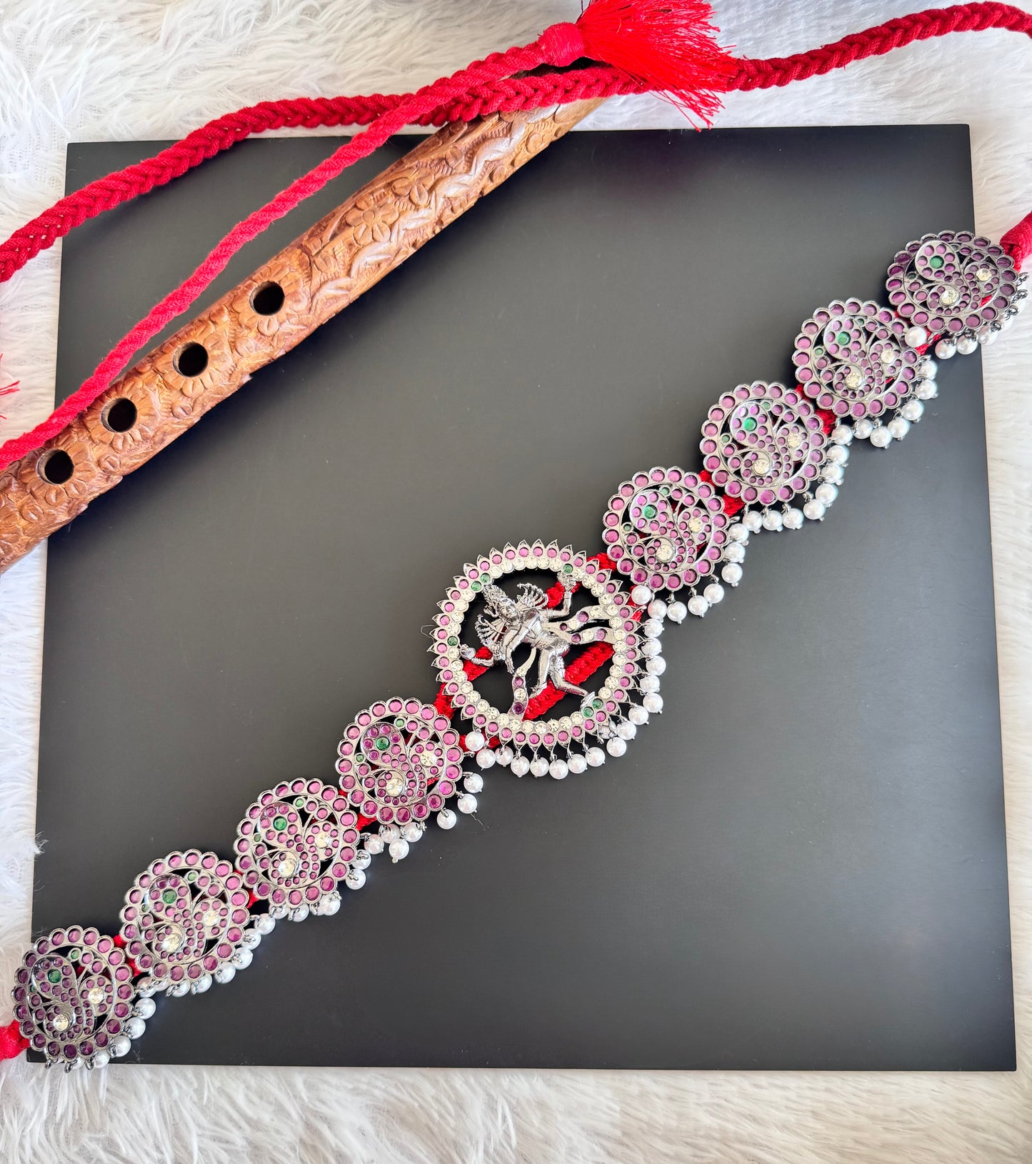 Black finish precious kemp-green pearl Shri Natarajar Nagar waist band dj-52543