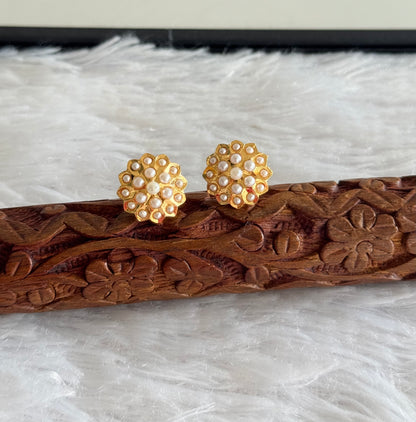 Gold tone pearl beaded stud/earrings dj-51618