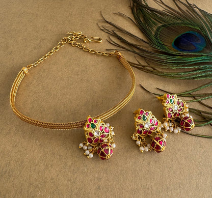 Matte finish pink-green-white kundan jadau round choker necklace set dj-51534