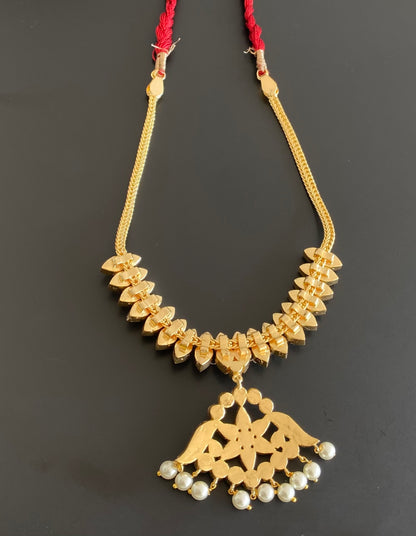 Gold tone AD white stone pearl necklace dj-53225