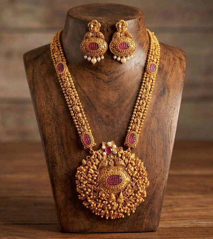 Matte Finish gold cluster ruby haar set -dj07789