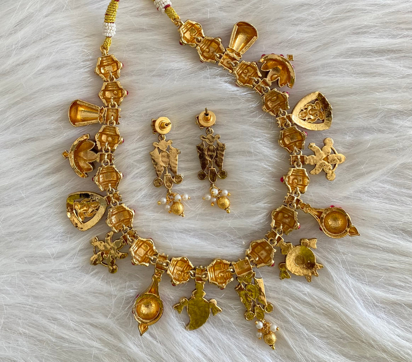 Antique gold tone Shri Thirumal nama kundan jadau necklace set dj-53239