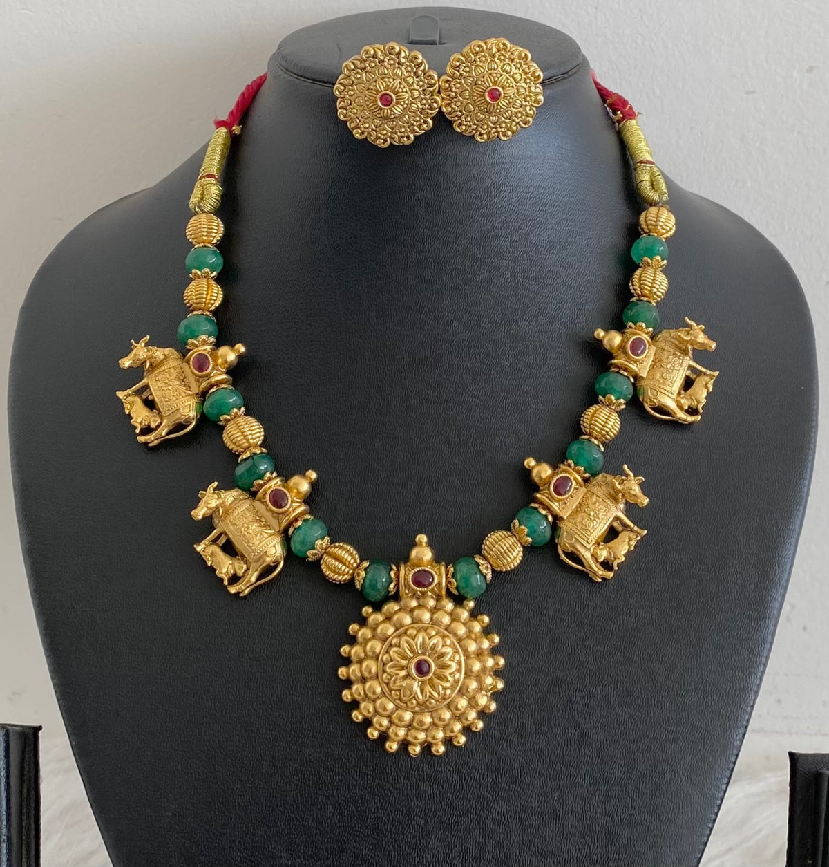 Antique gold tone green beaded kamadhenu necklace set dj-54956