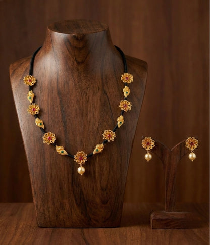 Matte finish black thread flower necklace set-dj07277