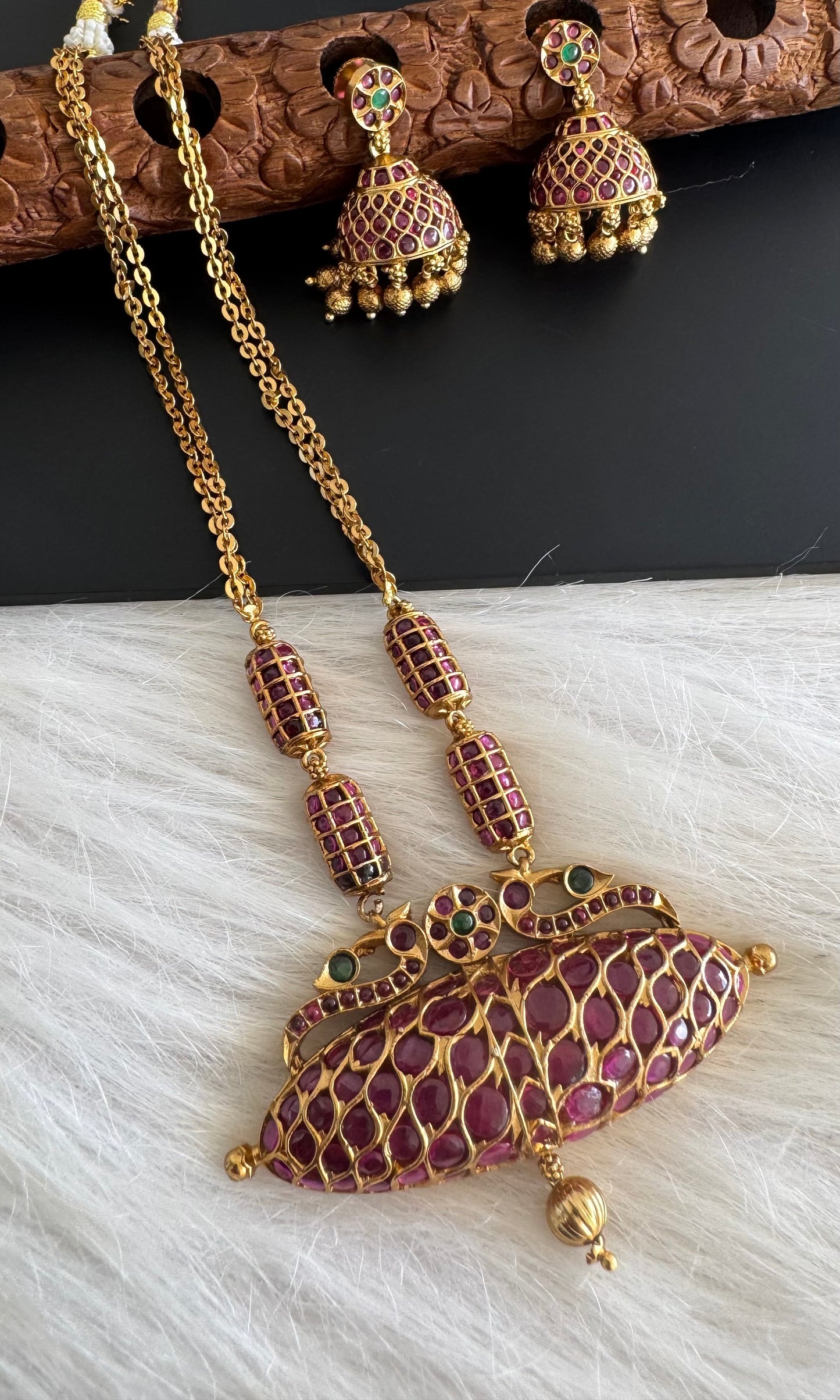 Matte finish kemp-green peacock unique pendant necklace set dj-51219