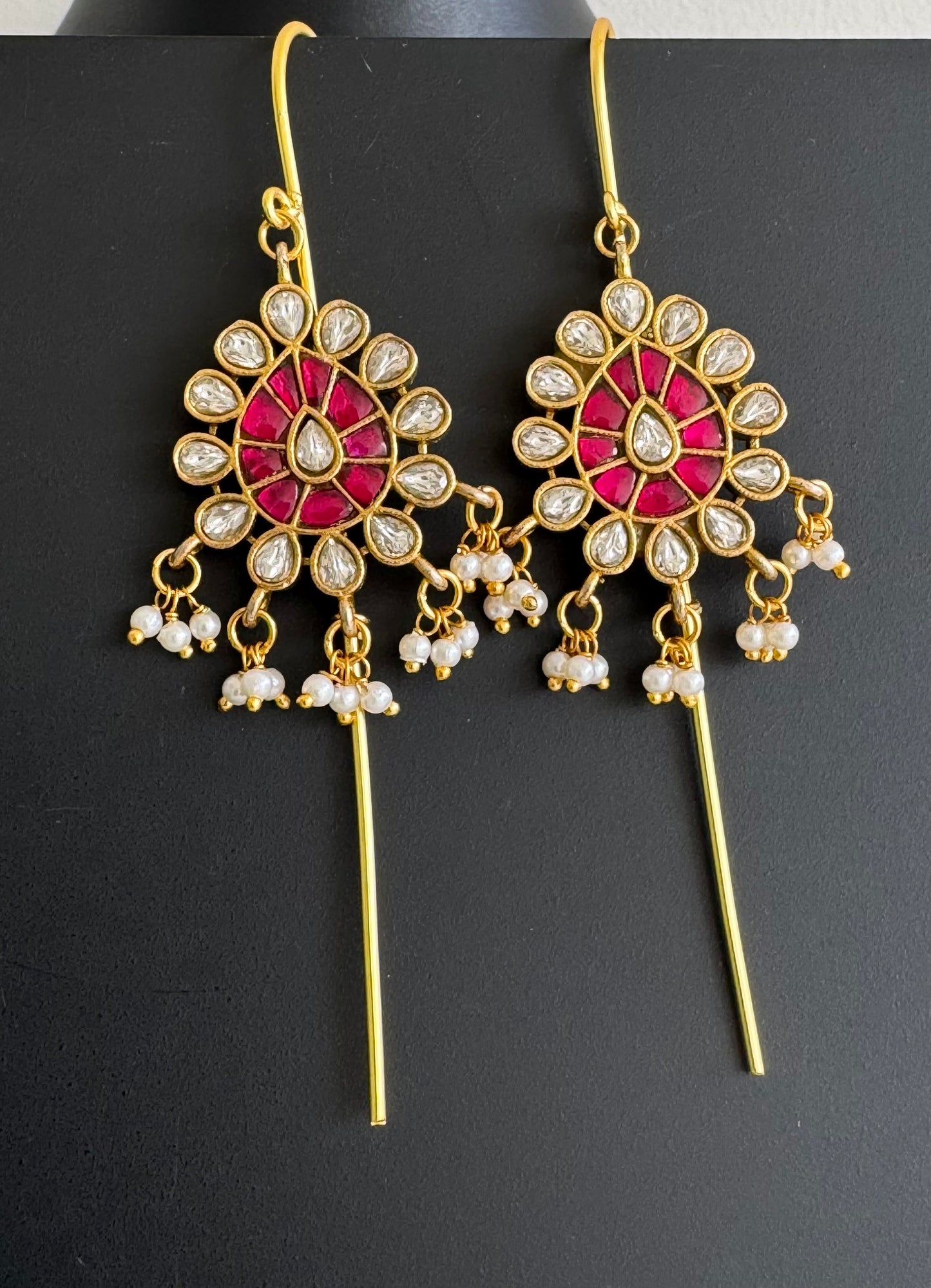 Gold tone pink-white kundan jadau thilak bugadi earrings dj-51137
