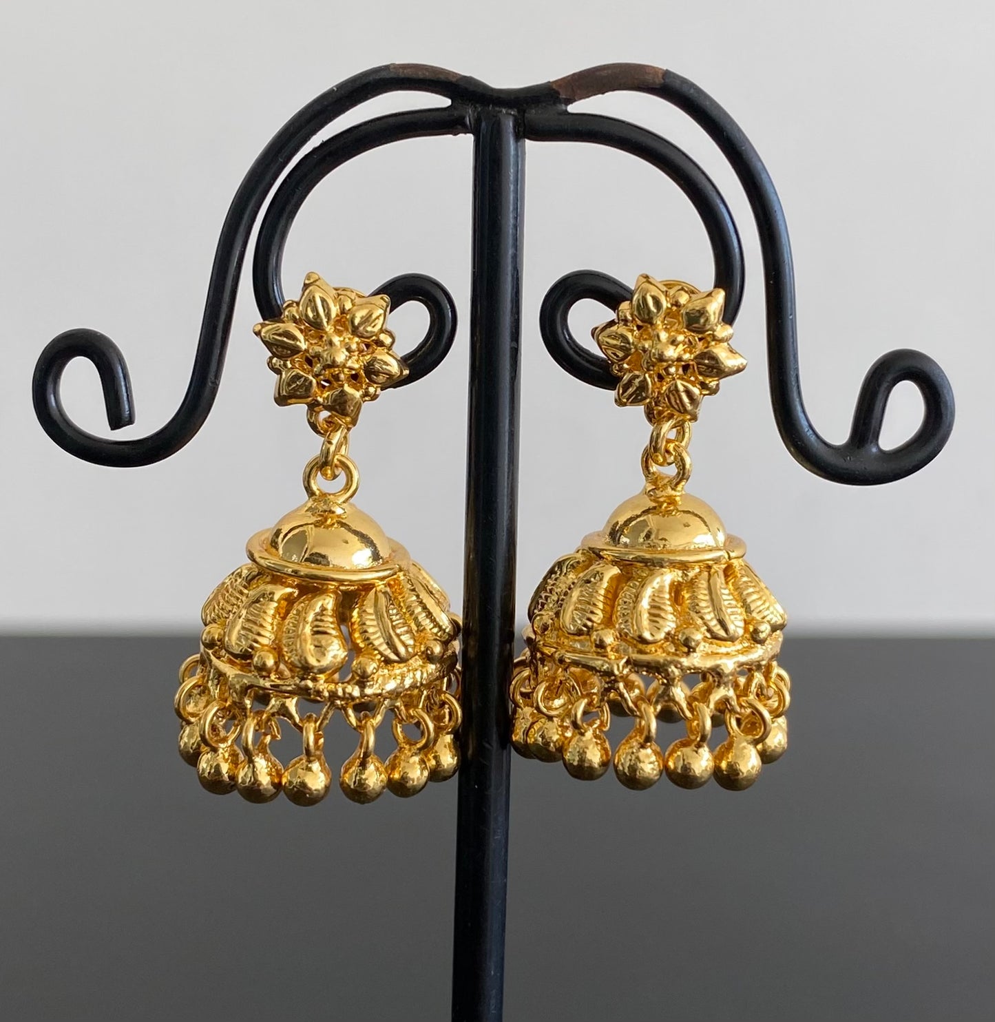 Gold tone mango flower jhumkka dj-53152