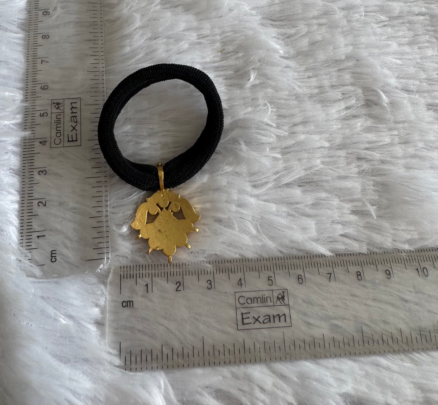 Gold tone Navarathna kundan jadau hair band dj-51489