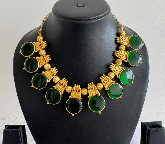 Gold tone green-pink kerala style round necklace dj-51715