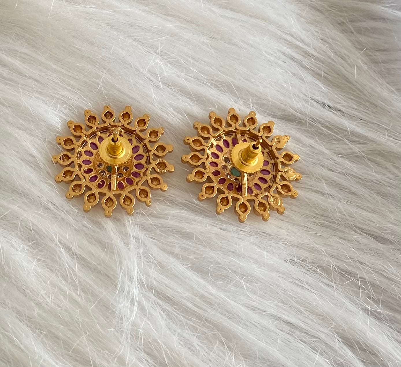 Antique gold tone kemp-green-white round stud/earrings dj-54580