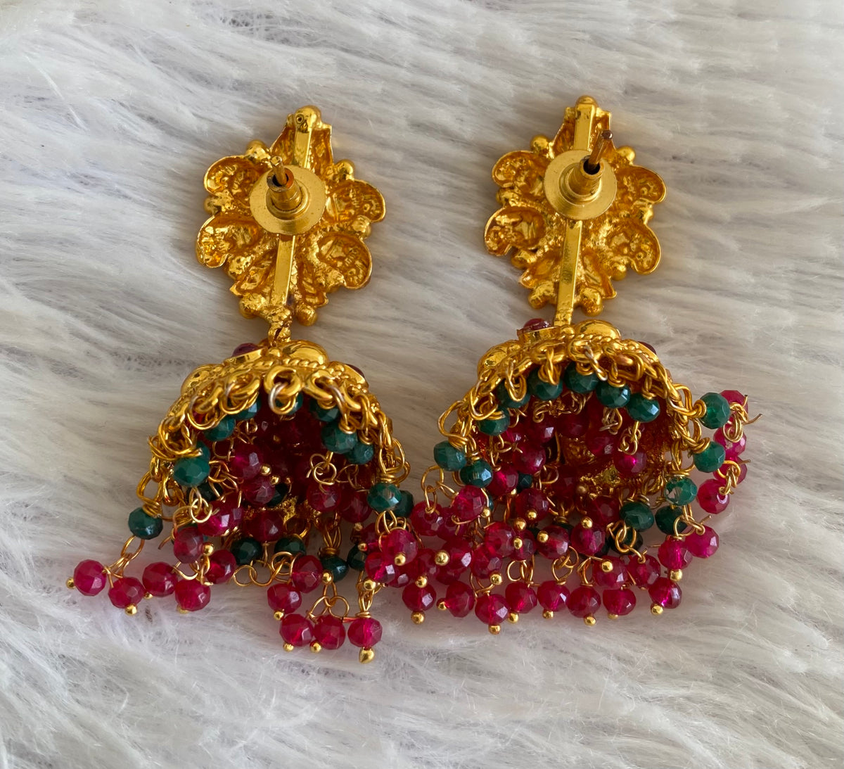 52972 DREAMJWELL - Antique gold tone mango Kemp-green Jhumkka DJ-52972 ...