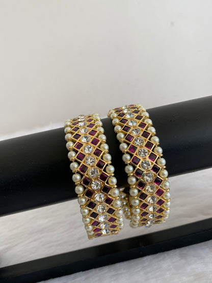 Gold tone precious kemp-white pearl screw bangles(2.8) dj-53374