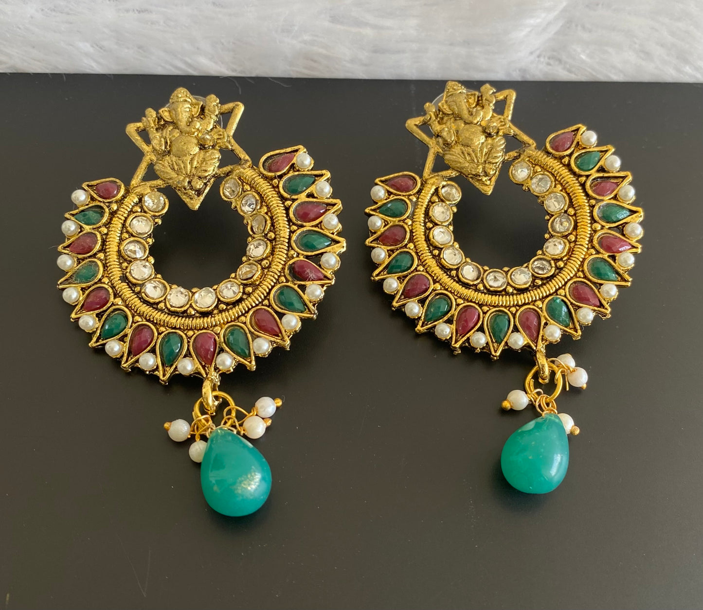 Antique gold tone ganesha bali earrings dj-52971