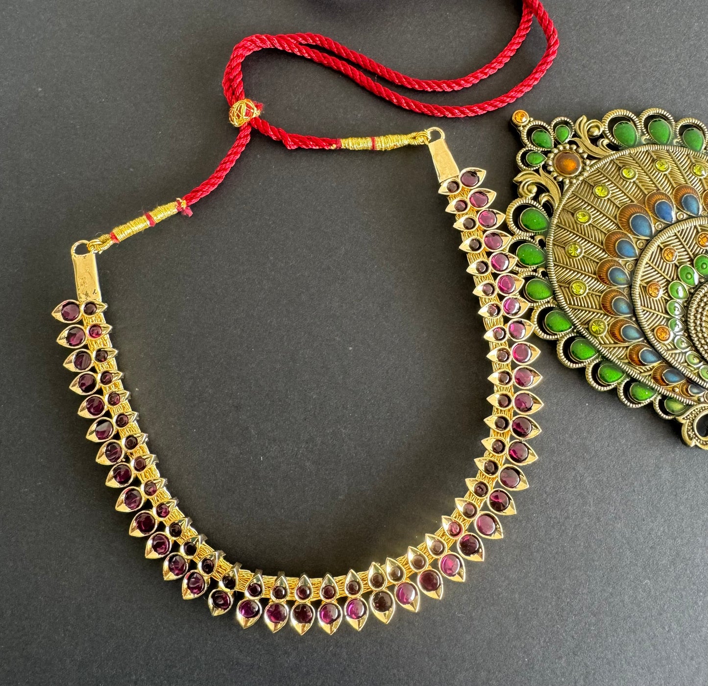 Gold tone precious kemp necklace dj-52001