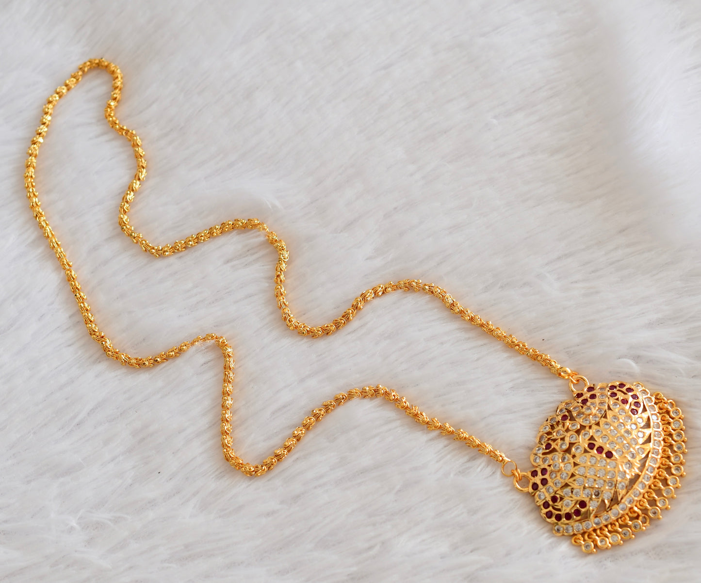Gold tone AD white-pink swan pendant with chain dj-53321