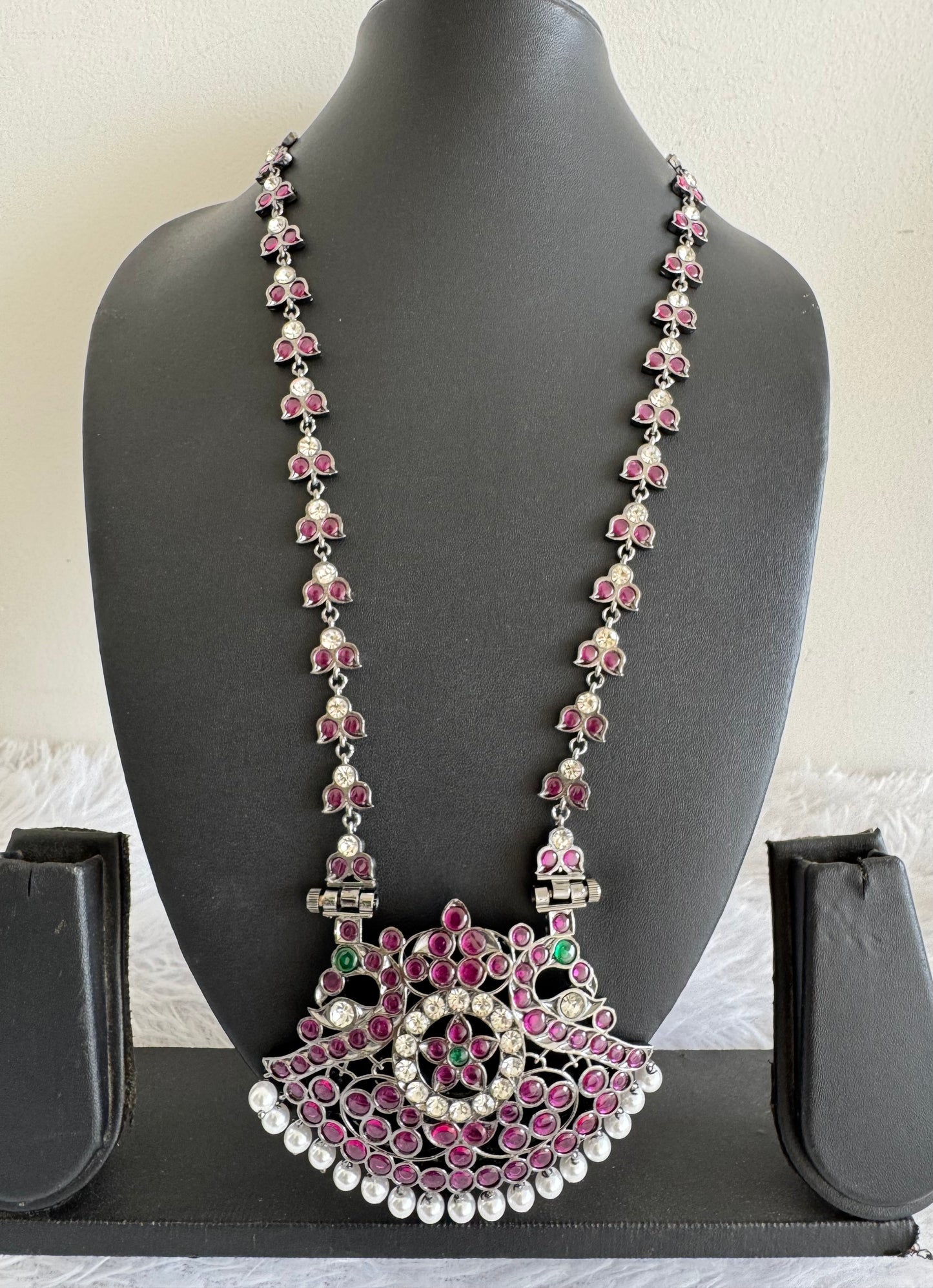 Black finish AD precious kemp pearl peacock haar Dj-52300