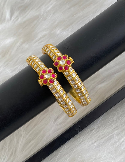 Gold tone kemp-white kundan jadau screw type bangles(2.6) dj-54832