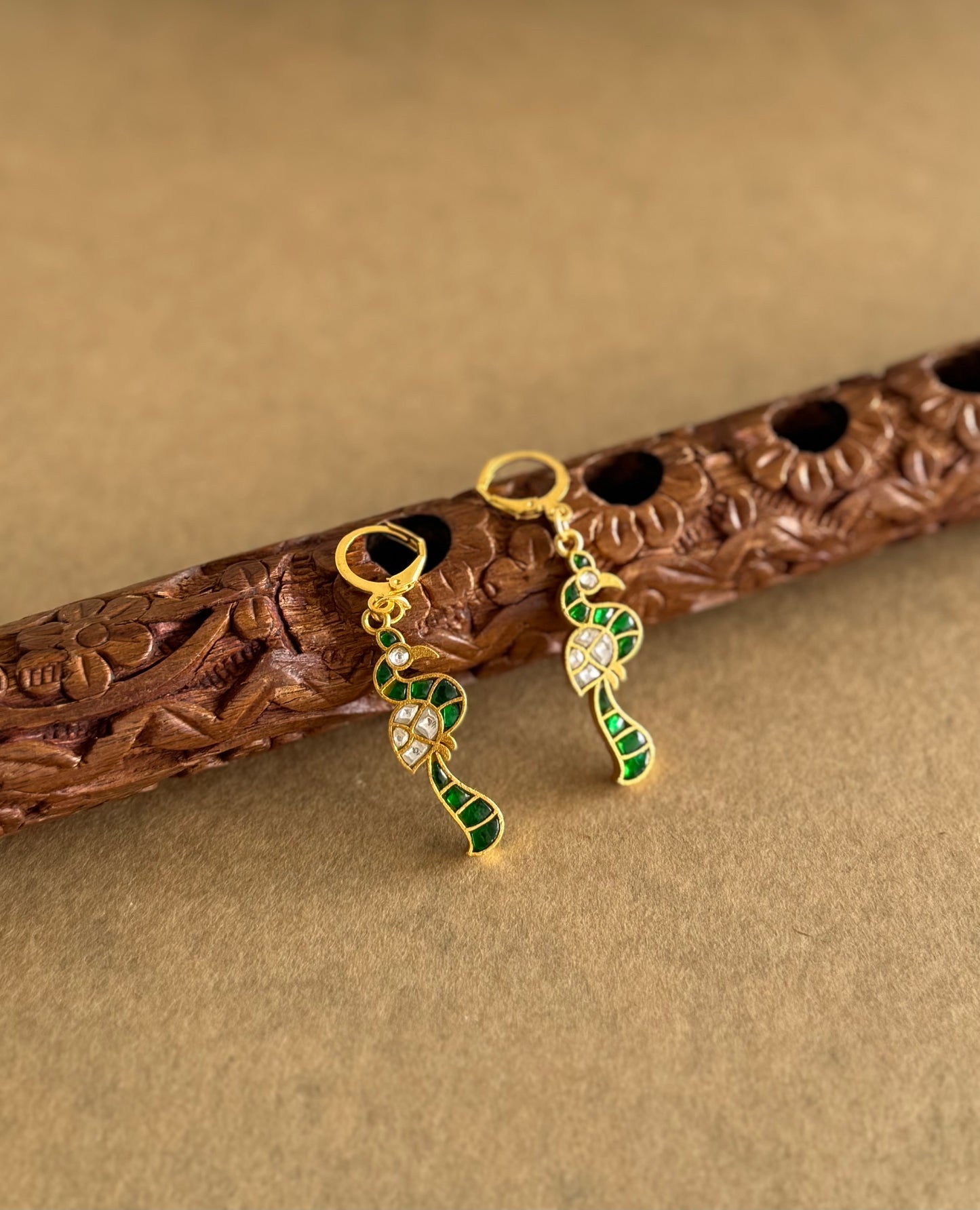 Gold tone green-white kundan jadau peacock hook earrings dj-51527