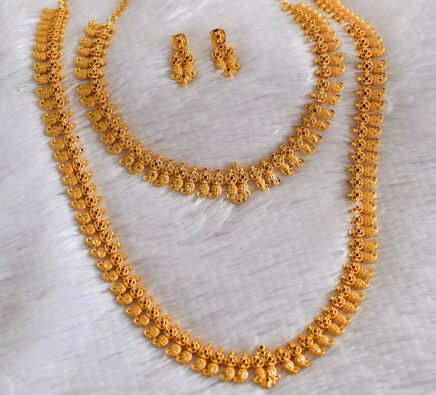 Gold tone pink-white kerala style mango haar combo set dj-52677