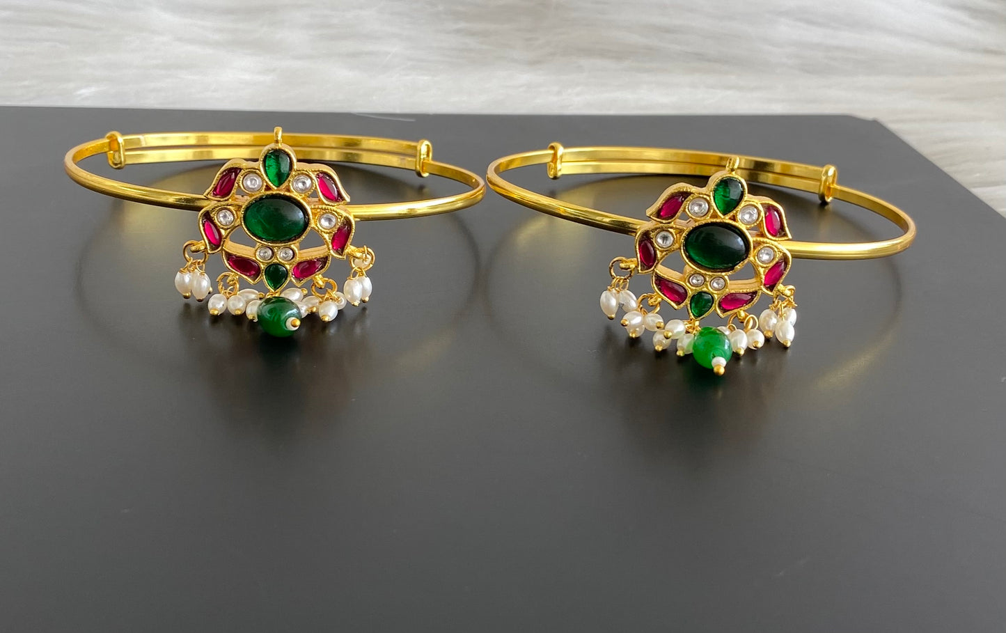 Gold tone kundan jadau kemp-green-white pearl baju band dj-53834