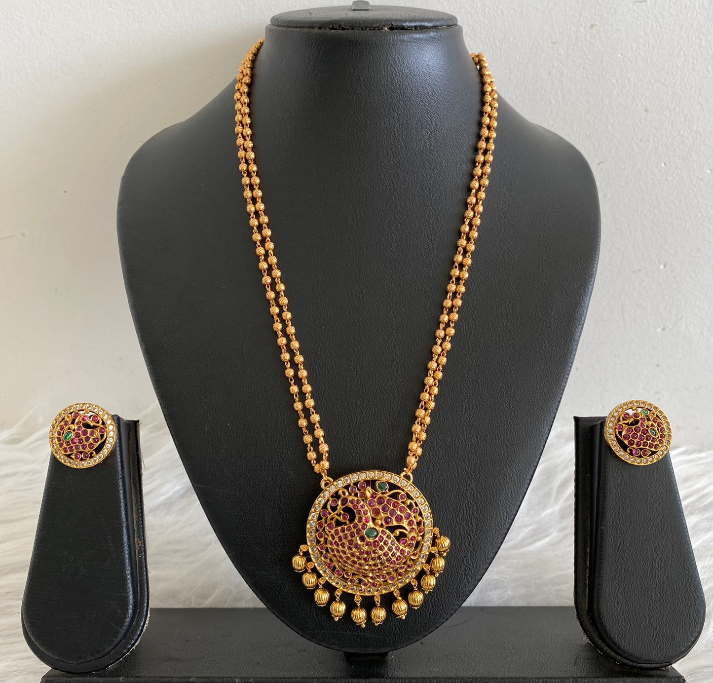 Antique gold tone kemp-green-white peacock chain with pendant set dj-54258