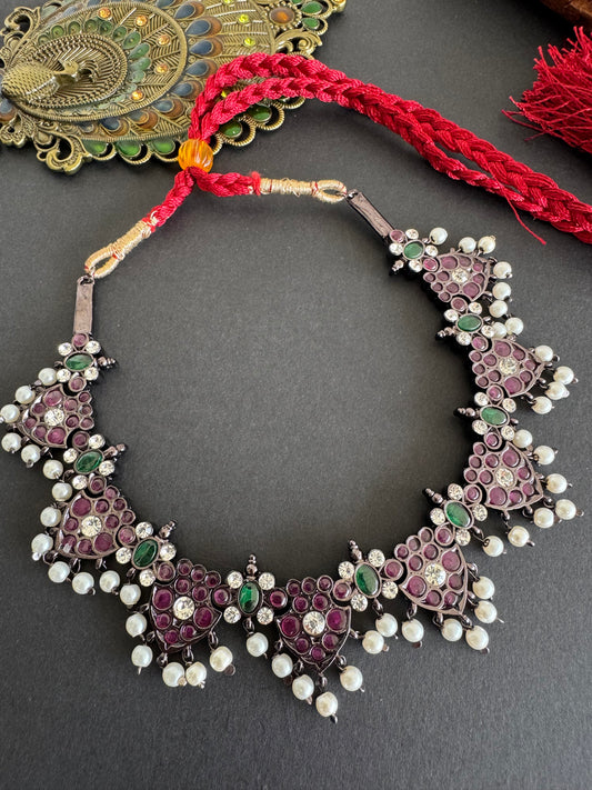 Black finish precious kemp-green pearl necklace dj-52285