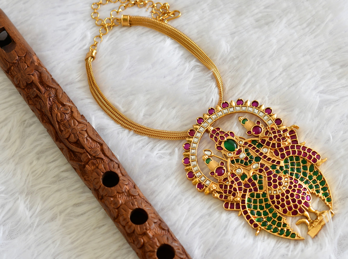 Matte finish kemp-green big Karthikeya pendant necklace dj-51813