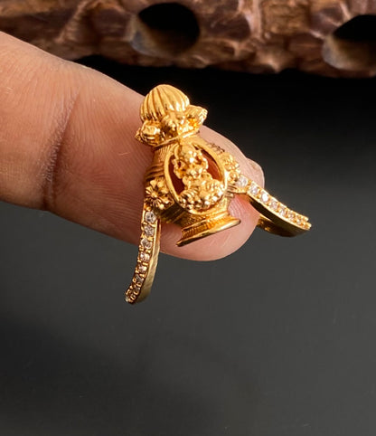 Antique gold tone white stone lakshmi vanki style finger ring dj-53679