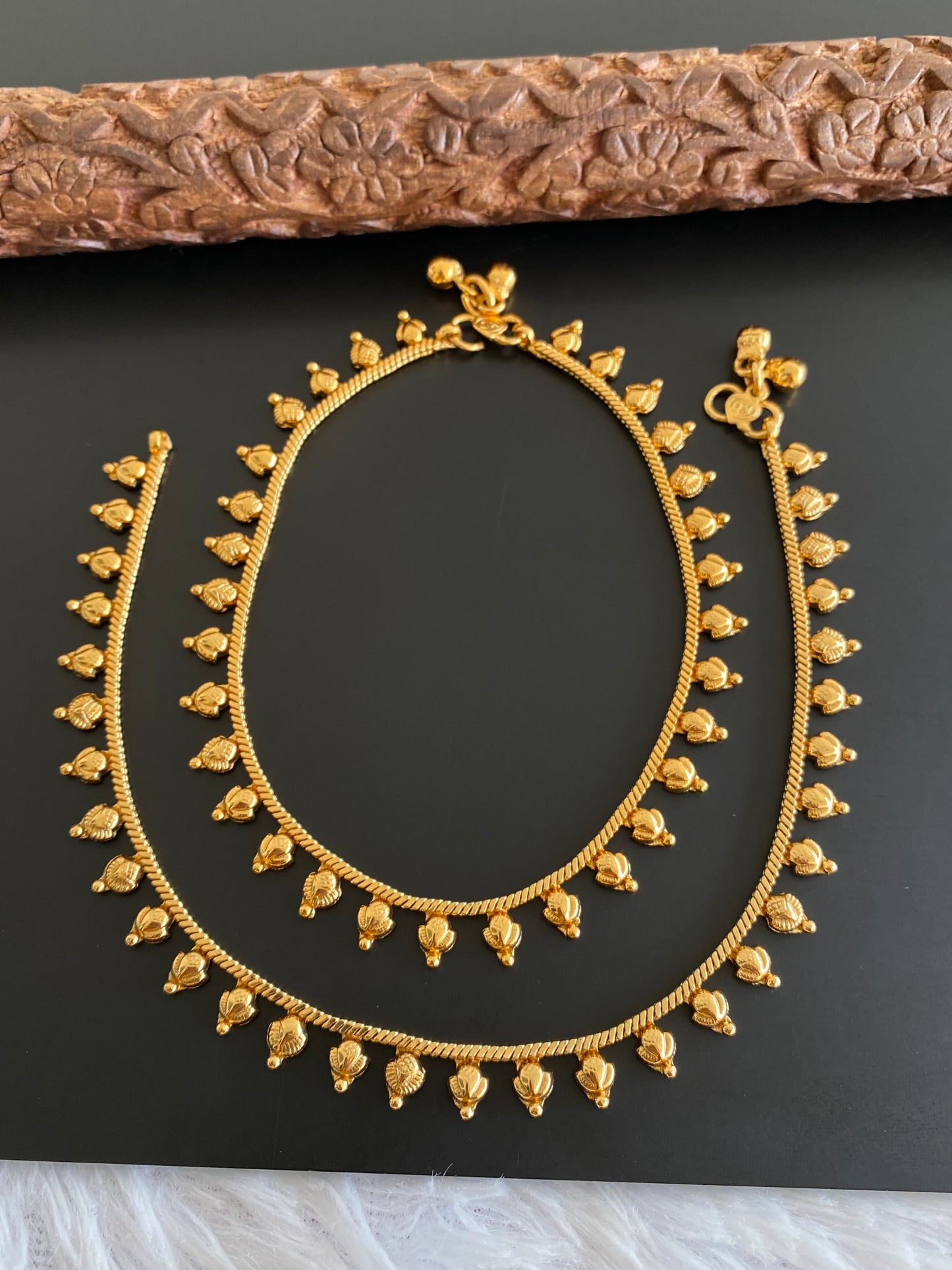 Antique gold tone anklets set dj-53199