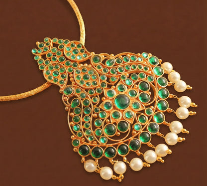Gold tone real kemp green peacock mango necklace -dj13354