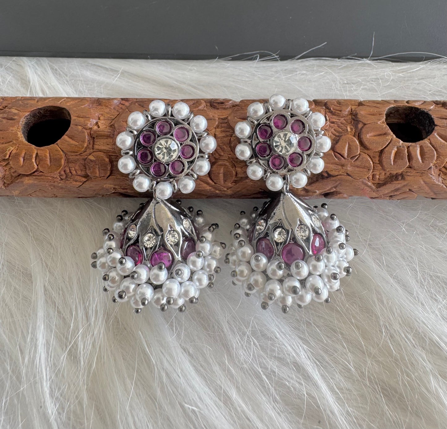 Black finish precious kemp-white stone pearl jhumkka dj-51255